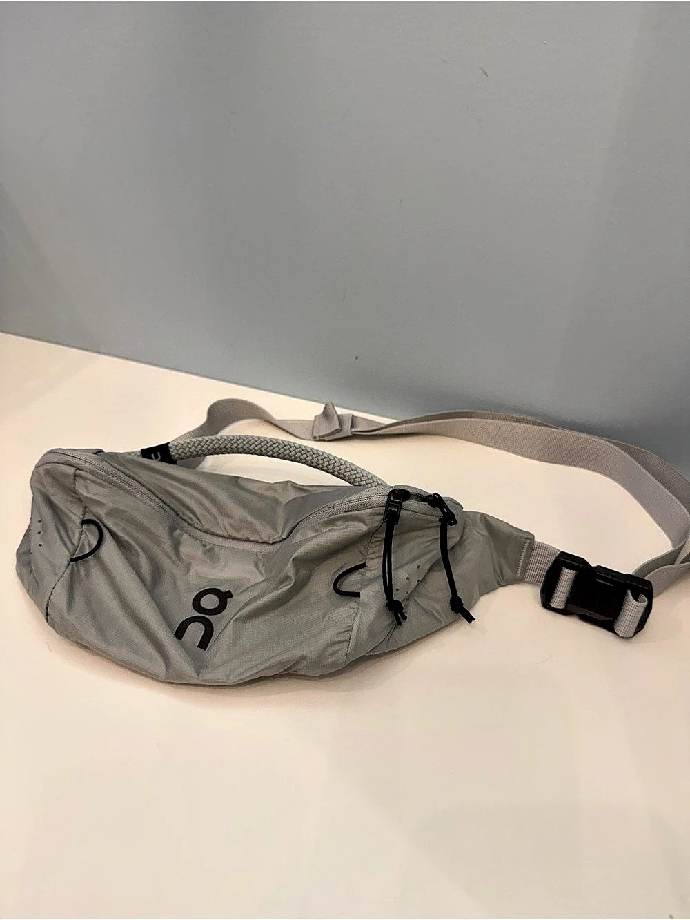On Waist Pack Lite Gray Belt Bag